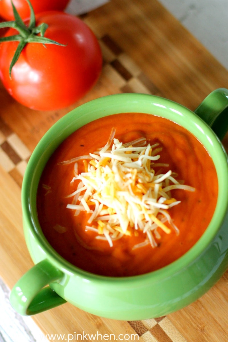 http://oneshetwoshe.com/wp-content/uploads/2015/01/Rich-Roasted-Tomato-Basil-Soup-Recipe-4.jpg