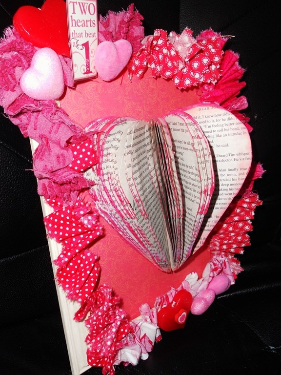 Paper book heart project for Valentine's Day on orsoshesays.com #paperbookheart #paperheart #bookheart #craft #DIY #valentinesday #osss