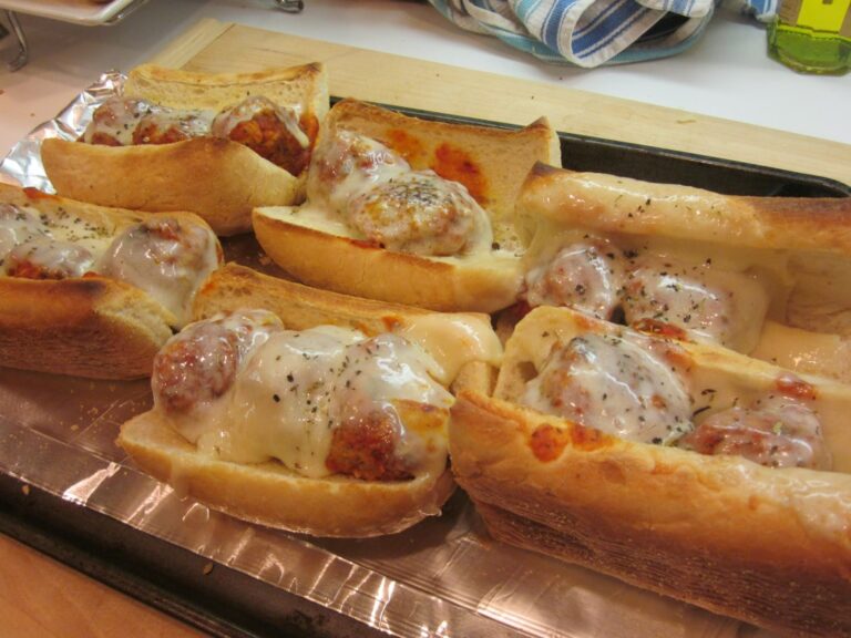 Turkey Meatball Subs (she: AnnMarie)