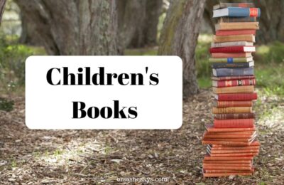 Children's books make great Valentine's day gifts for kids! A mother of six explains this fun family tradition and gives great book ideas for each age. #childrensbooks #booksforkids #OSSS orsoshesays.com