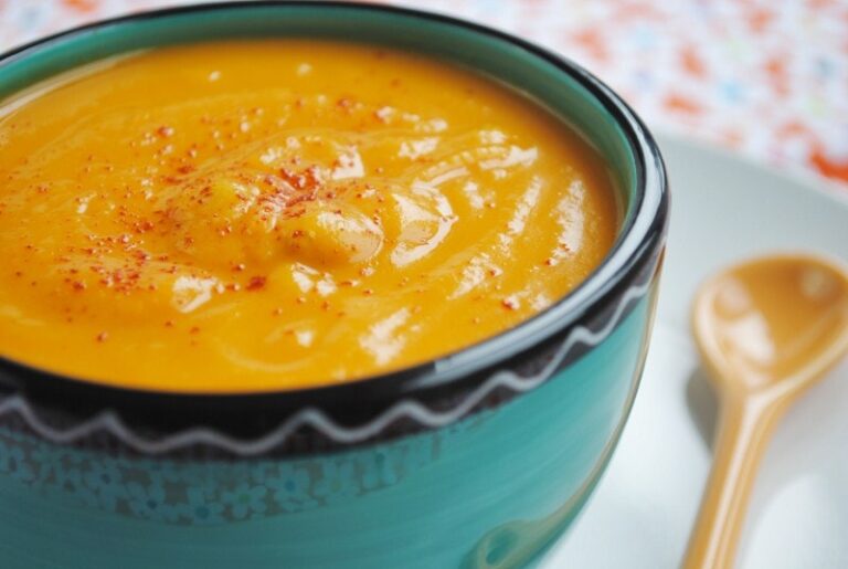 Sweet Potato Chowder (she: Candy)