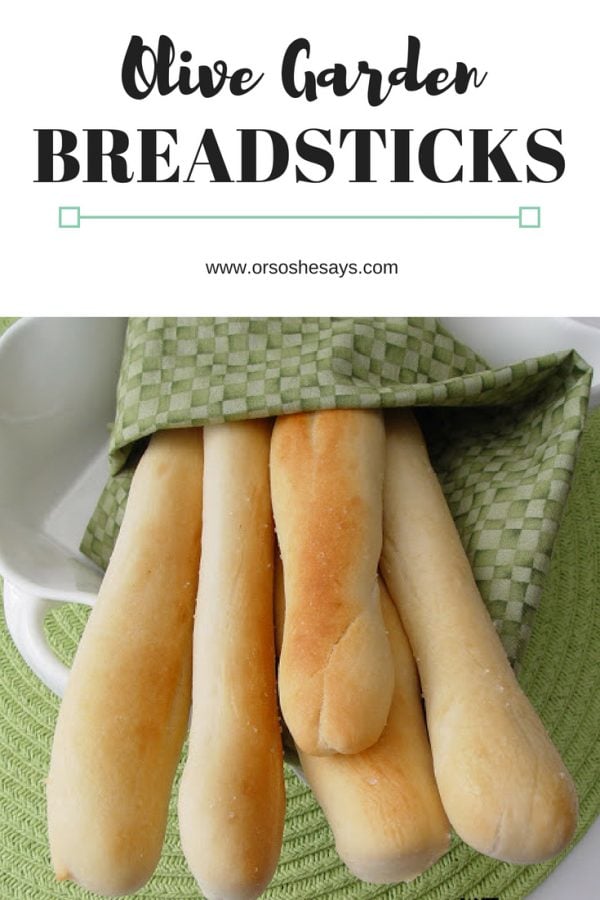 Copycat Olive Garden breadsticks recipe on www.orsoshesays.com #copycatrecipe #olivegarden #olivegardenbreadsticks #recipe #osss #osssfeedthefamily