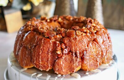 Holiday Spice Monkey Bread from Gina @ Kleinworth & Co.