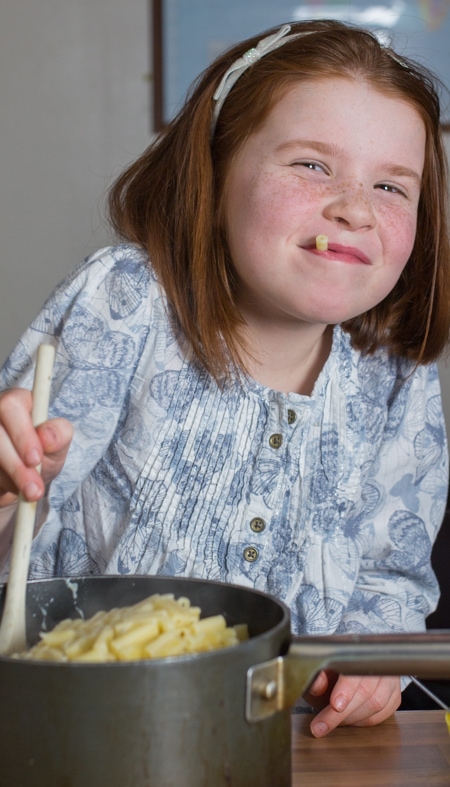 Cooking with Kids - Pizza Mac 'n' Cheese