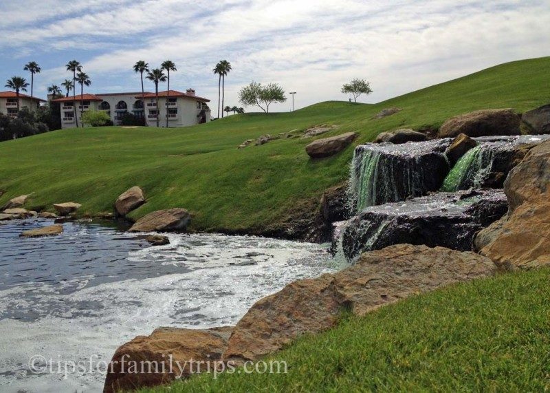 Review of the #Arizona Grand Resort and Spa for families | tipsforfamilytrips.com #Phoenix
