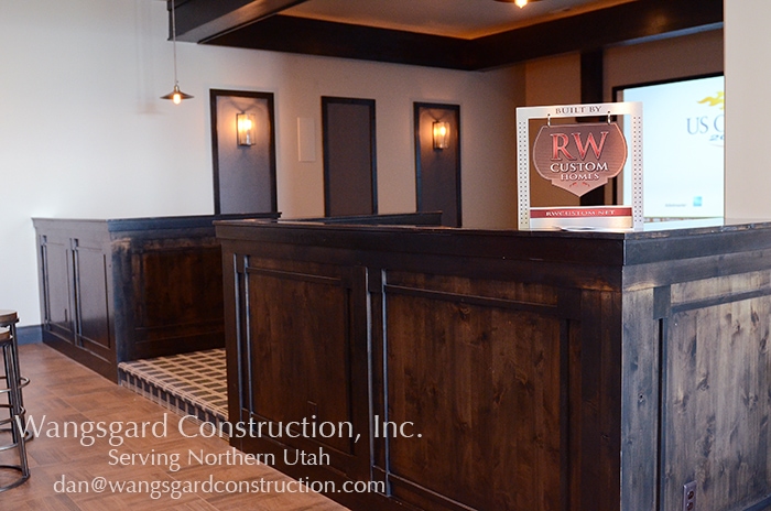 I would love a theater like this! Lots and lots of finish carpentry ideas from Mariel's husband, a Utah finish carpenter!