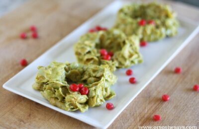 Get cooking with the kids this holiday season and make these corn flake Christmas wreath treats.