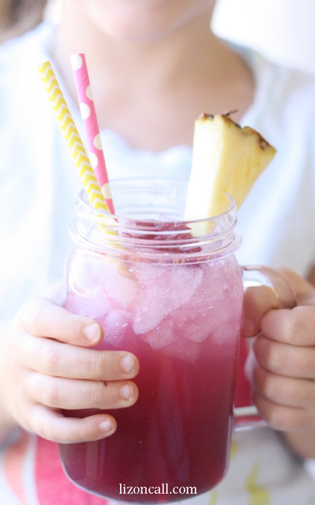 Raspberry crush punch is an easy party punch recipe that everyone can enjoy. The best party punch recipe ever! @lizoncall.com