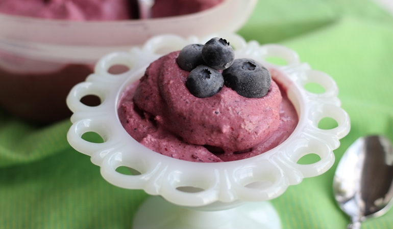 Triple Berry Blender Ice Cream - SO FAST! (she: Leesh & Lu)