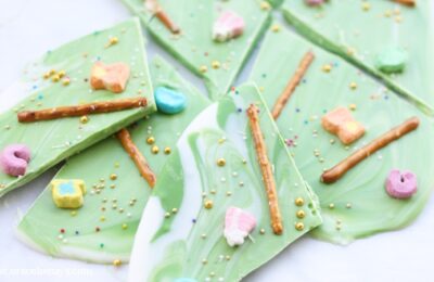 Get the kids to help make this leprechaun bark recipe to get ready for St. Patrick's Day. All the info is on the blog today: www.orsoshesays.com