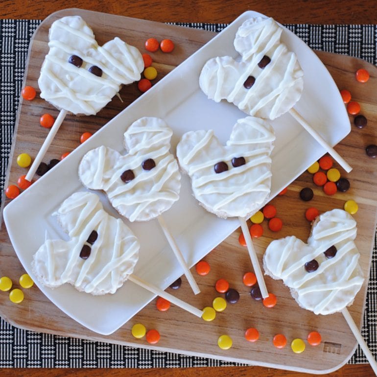 One of my favorite Halloween Time treats is the Mickey Mummy Crispy Treats. They are a seasonal treat offered during Halloween Time and can be found at the Candy Palace in Disneyland. Luckily, you can make a batch right at home with this copycat recipe, even if you aren’t planning on attending the frightful fun. www.orsoshesays.com