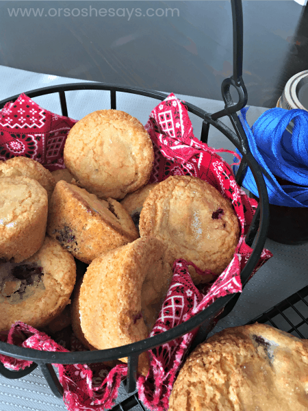 Blackberry muffins are the perfect mix of tart and sweet, and they're great for breakfast on the go. Get the recipe from Jana today on the blog! www.orsoshesays.com