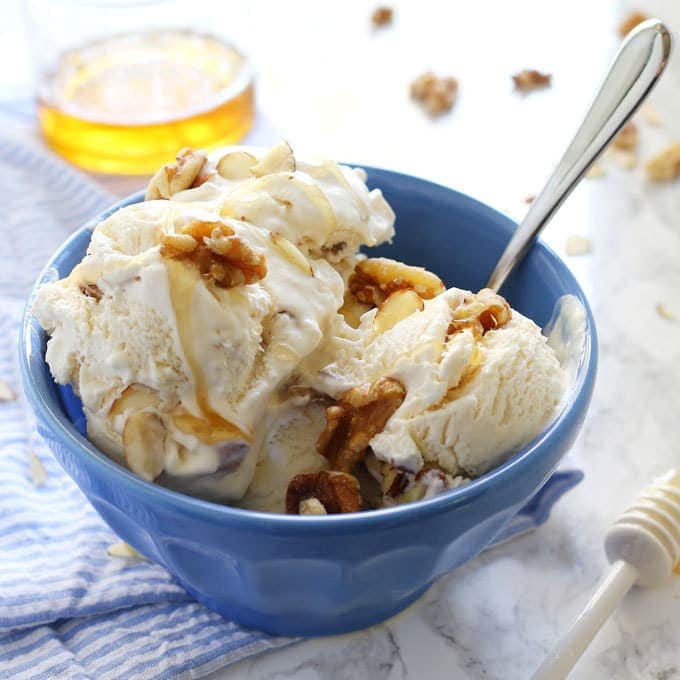 20 Scrumptious No Churn Ice Cream Recipes - www.orsoshesays.com #nochurnicecream #icecream #summer #recipes #osss