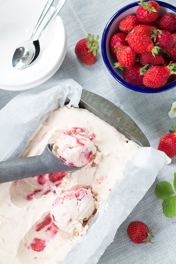 20 Scrumptious No Churn Ice Cream Recipes - www.orsoshesays.com #nochurnicecream #icecream #summer #recipes #osss