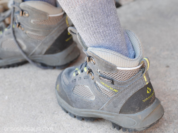 This family night lesson and activity will help teach your family the importance of repentance. Using a small rock, you can show how little problems become bigger and more hurtful over time. #orsoshesays #repentance #FHE #FamilyNight #FamilyTime #Walk