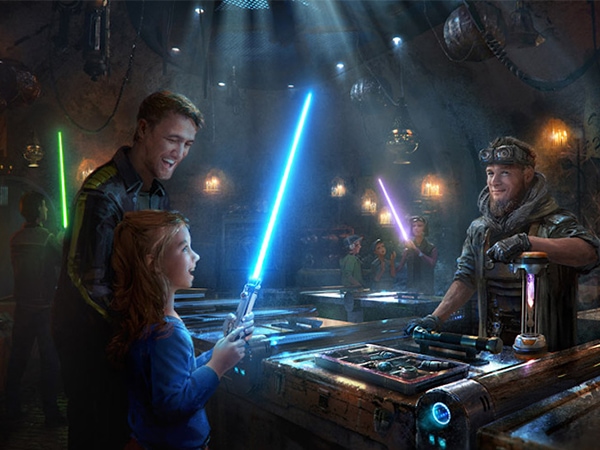 Star Wars: Galaxy's Edge is sure to be an out of this world experience, and today I'll let you know what you can expect on your visit to Disneyland after this new land opens in just a few weeks. www.orsoshesays.com #StarWars #GalaxysEdge #Disneyland