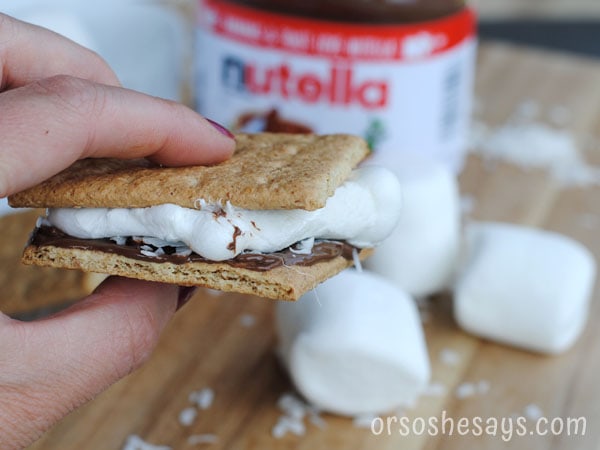More S'more Recipes to enjoy around the campfire this Summer! #S'more #OSSS #FamilyFun #Campfire #SummerFood www.orsoshesays.com