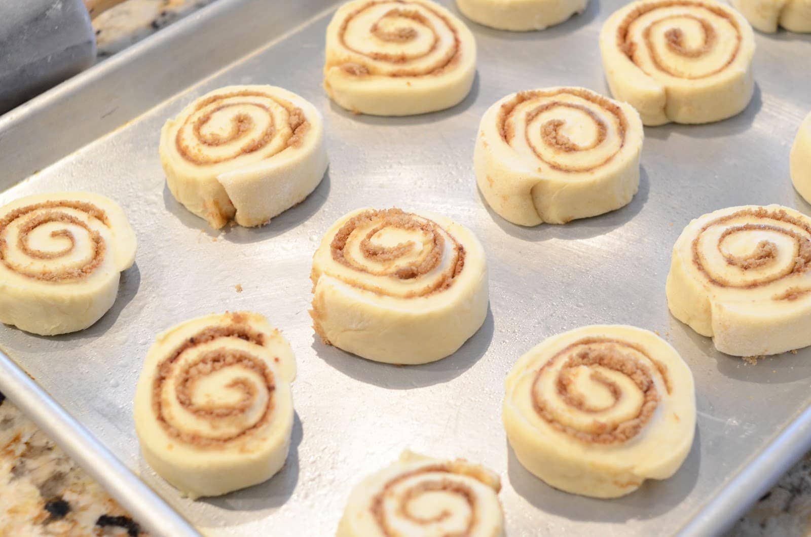 cinnamon rolls good for breakfast