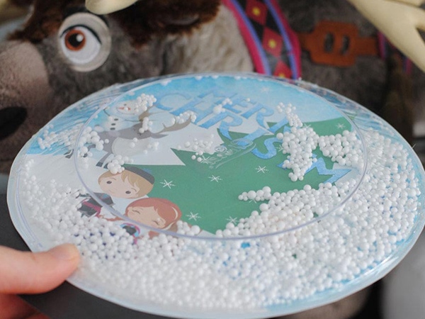 diy frozen snow globe