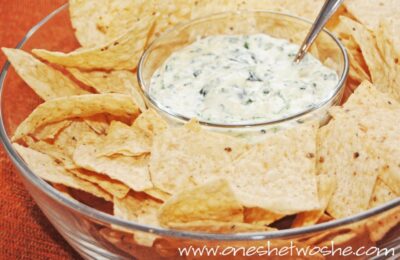 spinach artichoke dip with pepper jack cheese